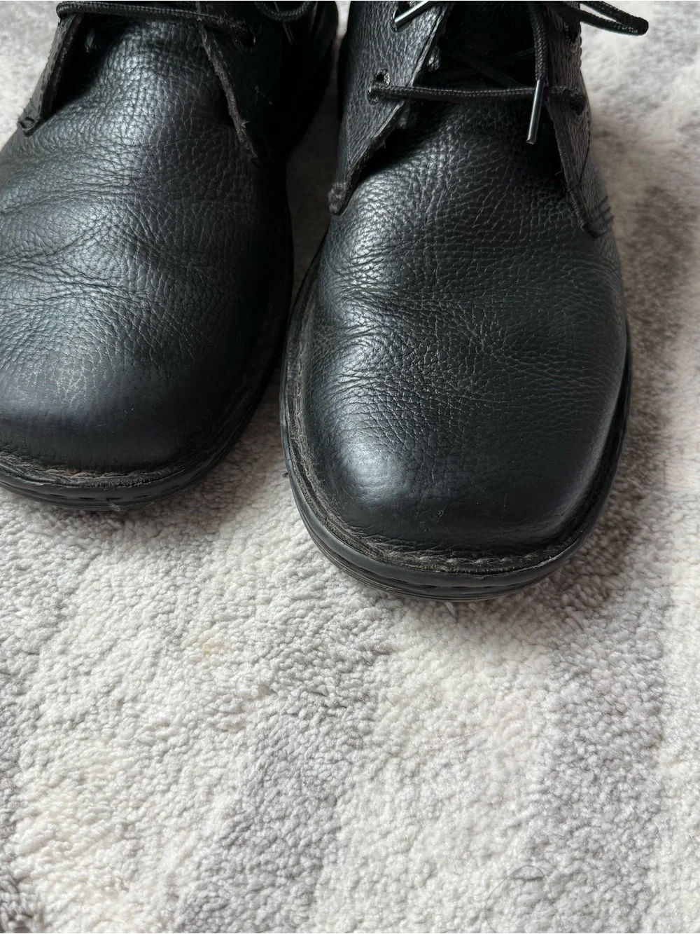 Dr Martens Sussex Bear Track Slip Resistant Chukka Boot Men's US12 Black
